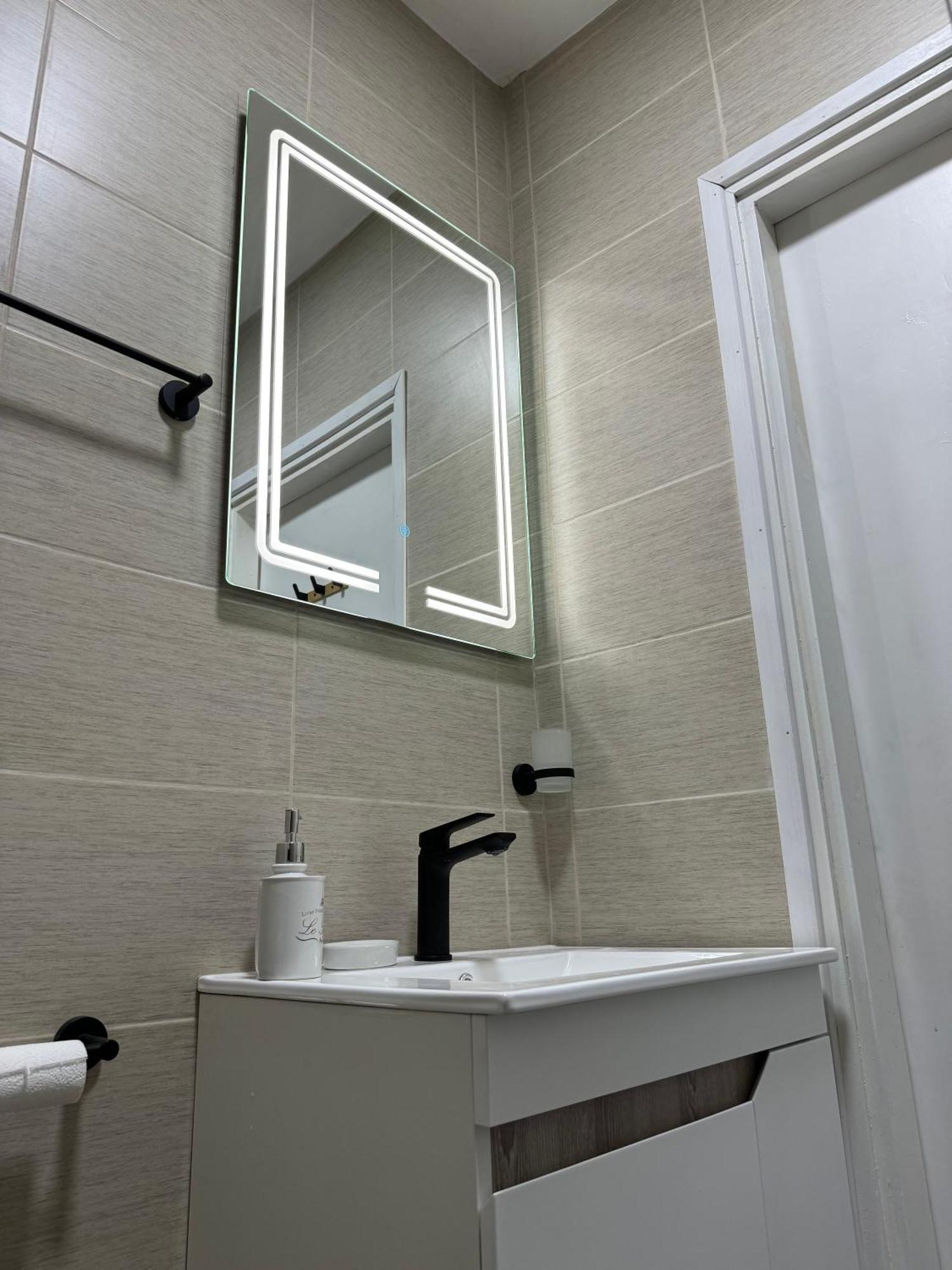 Vuk Apartman Donji Milanovac Exterior photo